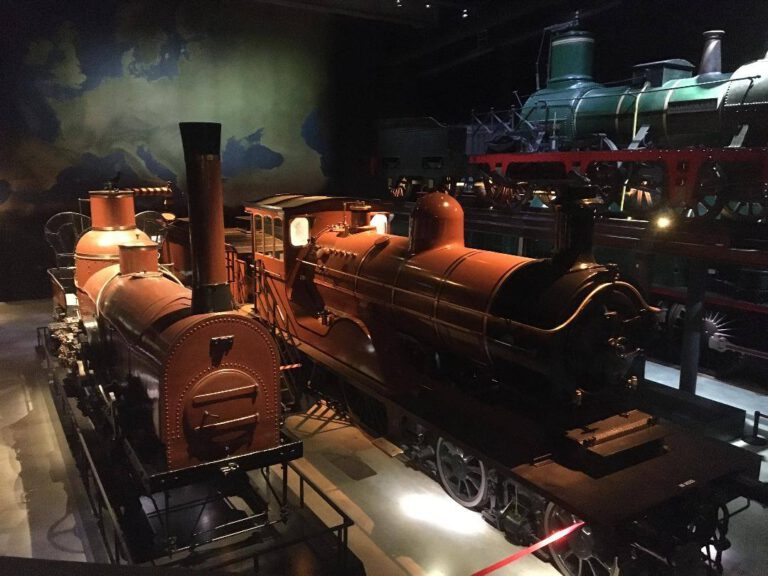 TRAIN WORLD, das Eisenbahn-Opernhaus