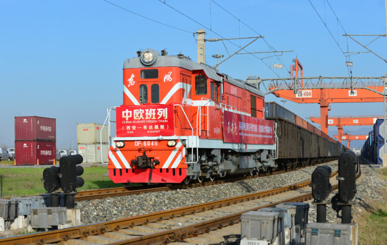 Gyula Jámbor: Chinesischer Containerverkehr nimmt weiter zu