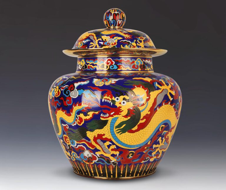 “Cloisonné”: eine Pekinger Spezialität aus Emaille