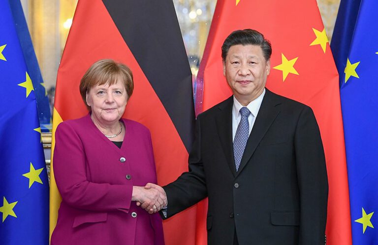 Über China lernt Merkel im Konflikt und versteht in Kooperation