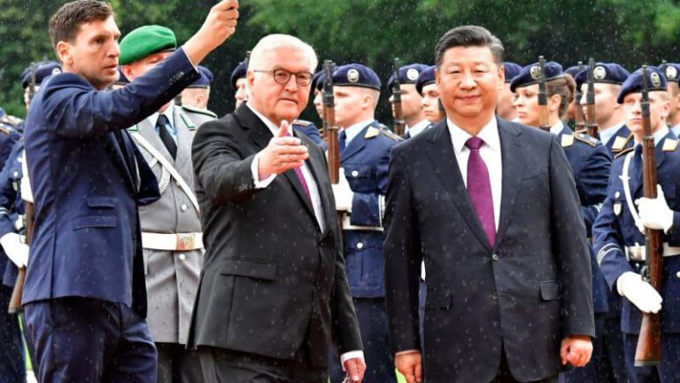 50 Jahre diplomatische Beziehungen China und Deutschland: Xi Jinping und Frank-Walter Steinmeier tauschen Glückwunschbotschaften aus