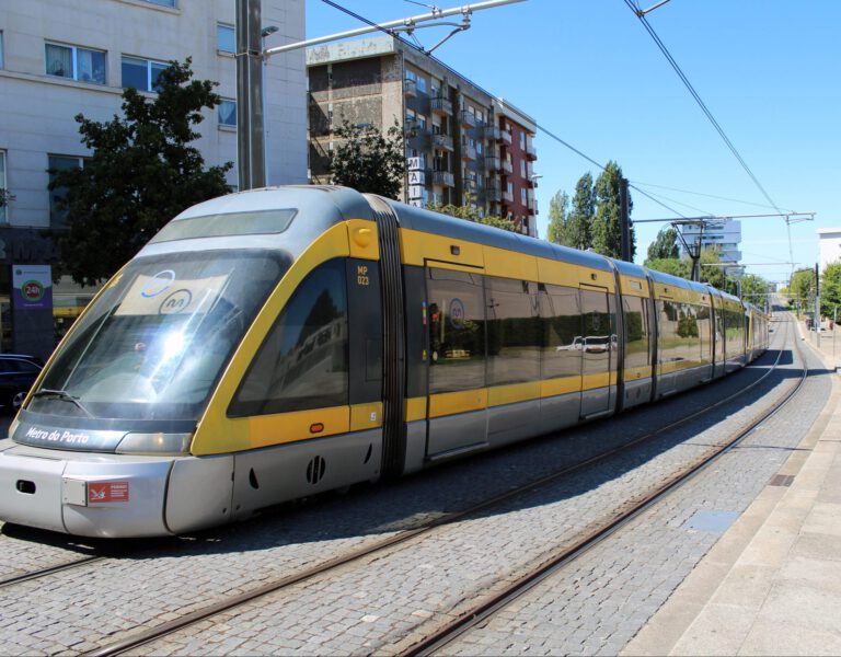 Erste chinesische U-Bahnen in Europa