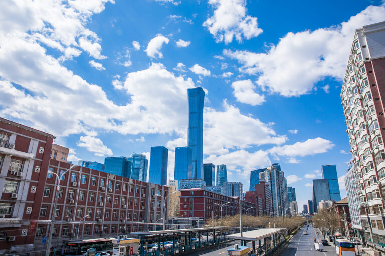 Blauer Himmel über China nicht mehr Luxusgut – Das Zeugnis von zehn Jahren kohlenstoffarmer Entwicklung