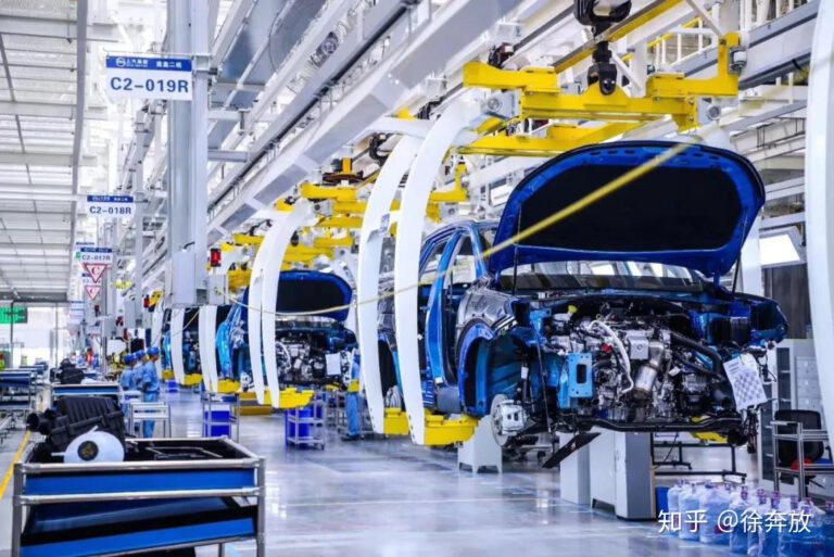 Gemeinsames Wachstum der chinesischen Industrie für neue Energiefahrzeuge mit der Welt
