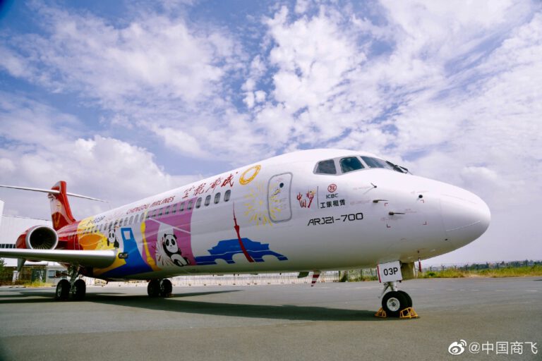 Chinas selbst entwickeltes Passagierflugzeug betritt Überseemarkt