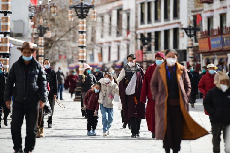 Lhasa: Jokhang-Tempel wieder geöffnet