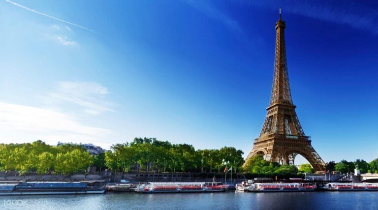 Why do the Chinese love France