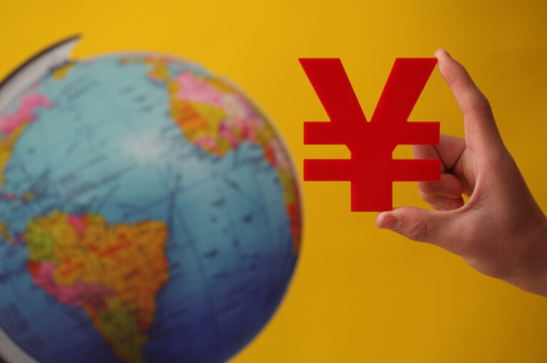 RMB Internationalization: Relying on the Digital Economy to Open Up Influence