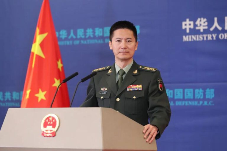 Chinesisches Verteidigungsministerium verurteilt Eindringen von US-Kriegsschiff in chinesische Xisha-Gewässer