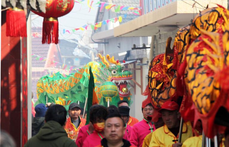 Traditionelles Tempelfest in Taizhou (Jiangsu)