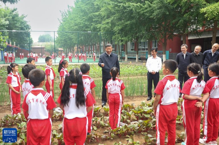 Xi Jinping wünscht Kindern und Jugendlichen Chinas alles Gute zum Weltkindertag