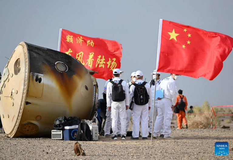 Bemanntes Raumschiff Shenzhou-15 landet erfolgreich in Nordchina