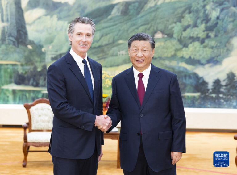 Xi Jinping trifft den kalifornischen Gouverneur Gavin Newsom