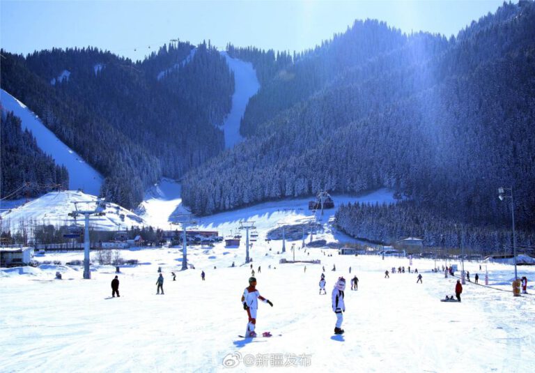 Reiseziele im Winter – Skigebiete in Xinjiang