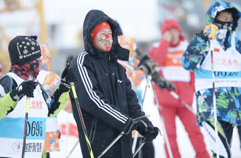 Über 300 Millionen Chinesen haben sich an Wintersportarten beteiligt