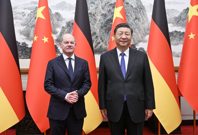 Xi Jinping trifft Olaf Scholz