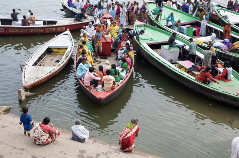 Exploring the Absence of Navigation on the Ganges River in India