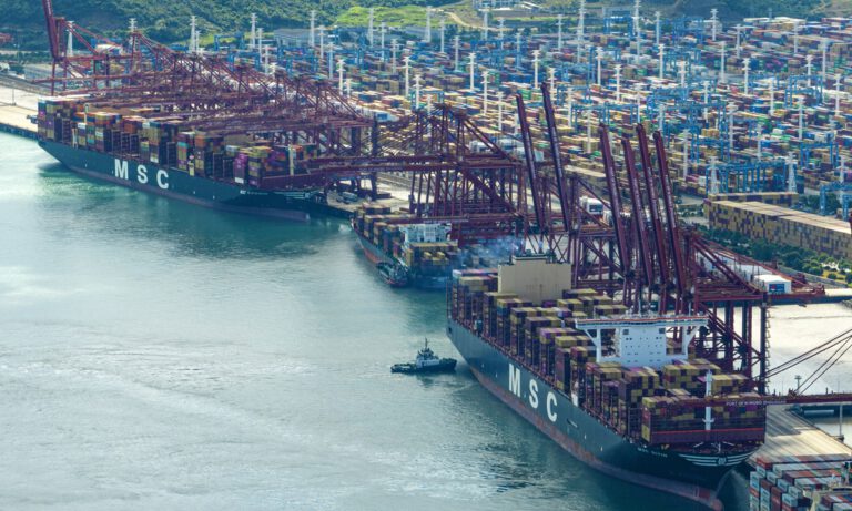 Poland’s Border Closure Disrupts Rail Freight: China Responds with Arctic Express Route to Europe