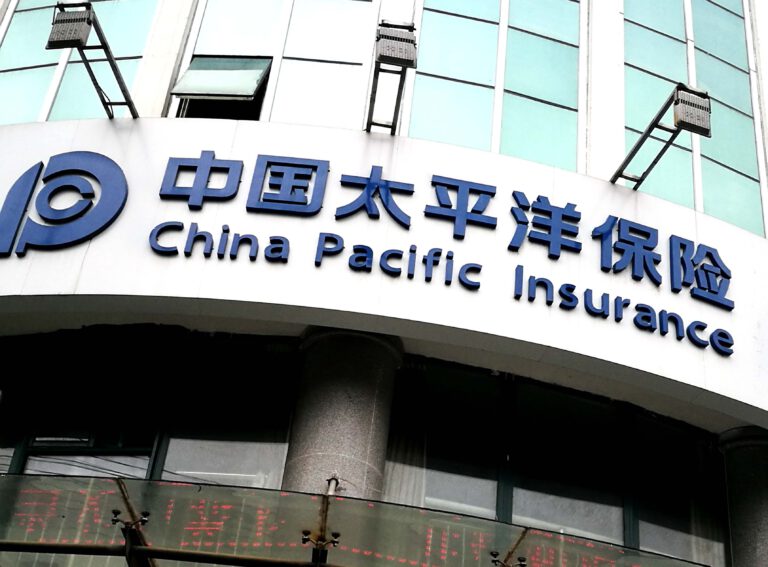 China Pacific Insurance: Balancing Value and Responsibility, Green Investments Exceed RMB 300 Billion