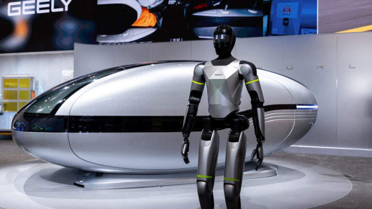 Eva Cab: China’s First Native-Developed Robotaxi Built for Fully Unmanned Operations